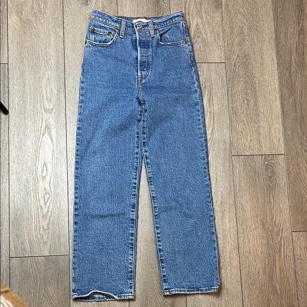 Levi’s premium ribcage straight ankle Classic Blue Denim Jeans 24 women